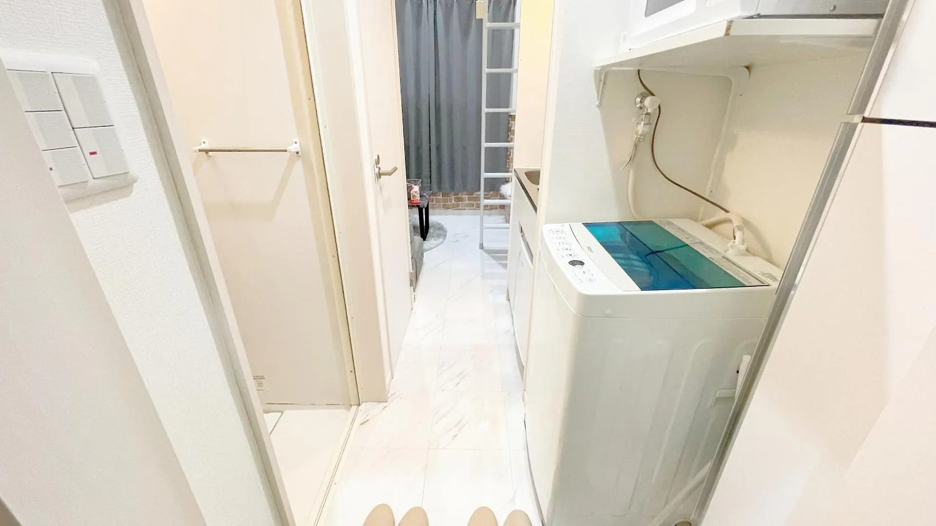 山手線新大久保駅08 Apartment Tokyo 0*,  Japan